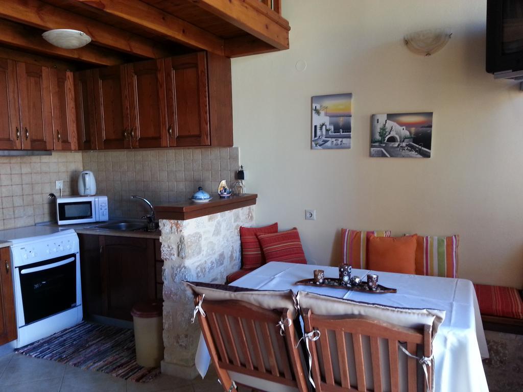 Mika'S House Villa Chalki Town Rum bild