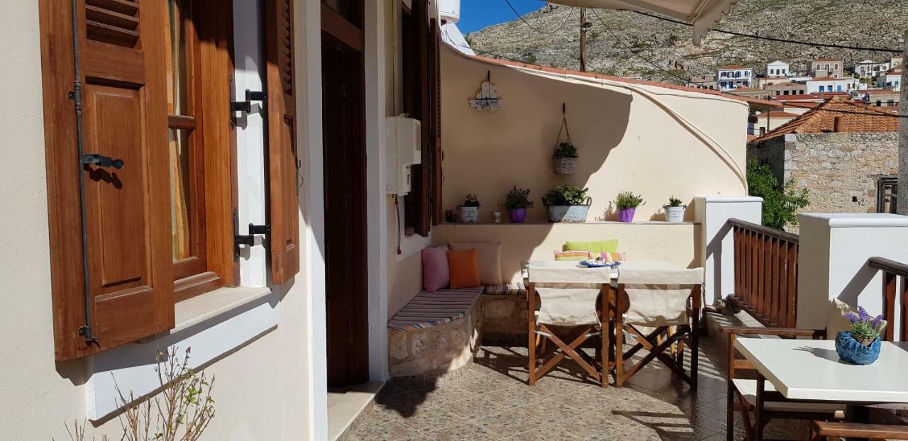 Mika'S House Villa Chalki Town Exteriör bild